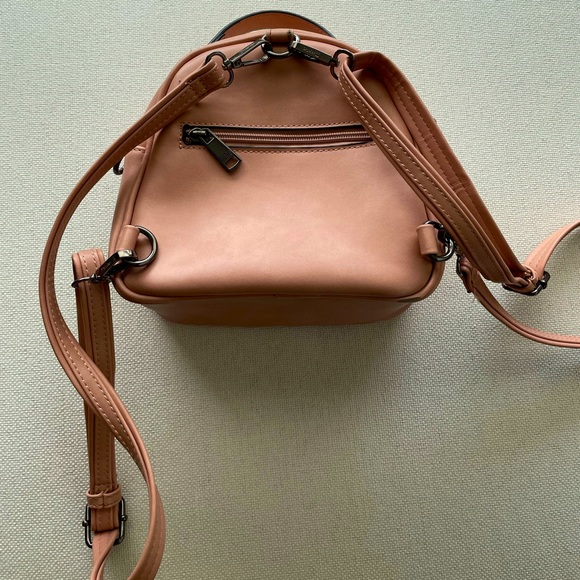 Vegan leather mini backpack - Picture 2 of 4